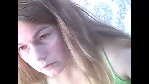 JessiLeits online show from September 25, 12:42 pm