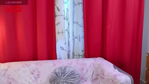 JessTheWicked online show from October 31, 12:06 pm