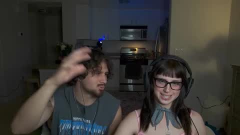 Snapshot of jessxovalenci chatting on December 23, 4:54 am JessxoValenci online show from December 23, 4:54 am