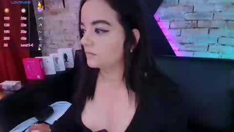 jessy_capelli online show from October 31, 7:37 pm