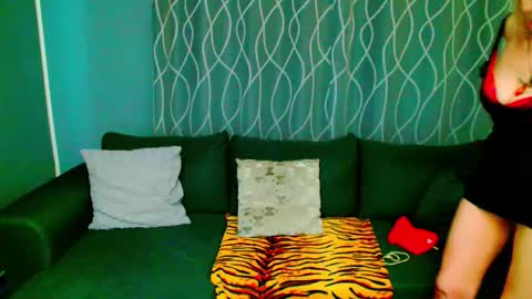 jessy curt online show from February 24, 5:49 am