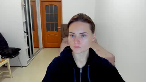 Snapshot of jessy_lil chatting on November 28, 10:51 am Polina online show from November 28, 10:51 am
