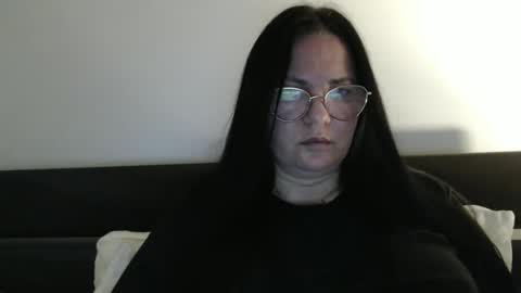 Snapshot of jessyqueen55 chatting on May 18, 4:07 am OnlyJessy online show from May 18, 4:07 am