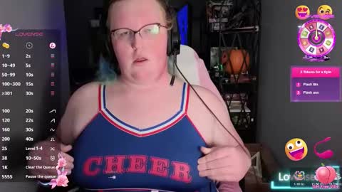 Snapshot of jestar625 chatting on February 24, 8:51 pm JesikaStar625 online show from February 24, 8:51 pm