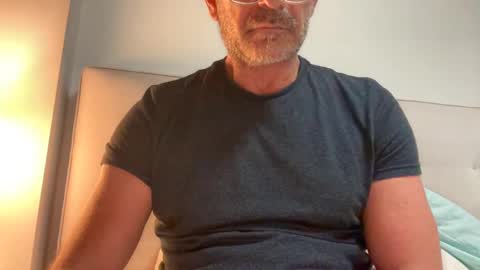 Snapshot of jesuiscoquinoui chatting on December 28, 10:03 am Jesuiscoquin online show from December 28, 10:03 am