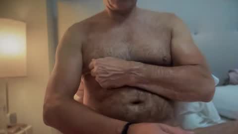 Snapshot of jesuiscoquinoui chatting on December 17, 12:22 pm Jesuiscoquin online show from December 17, 12:22 pm