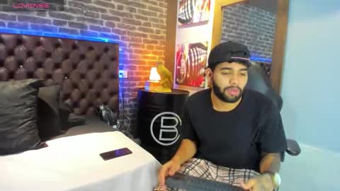 --- Jesus --- online show from November 21, 2:38 pm