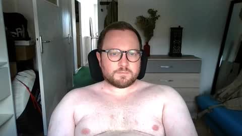 jeuneloup92 online show from September 20, 7:31 am