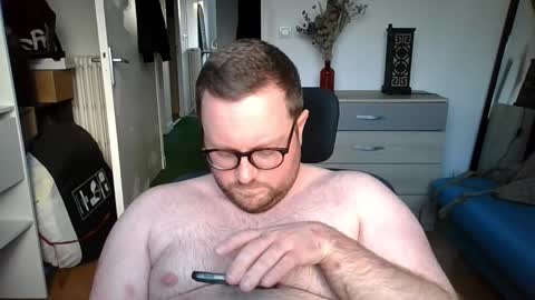 jeuneloup92 online show from January 9, 3:48 pm