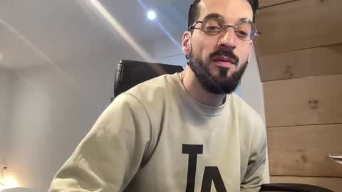 Snapshot of jeunemek00779042 chatting on January 31, 1:23 pm JEUNEMEK007 online show from January 31, 1:23 pm