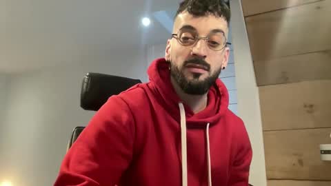 Snapshot of jeunemek00779042 chatting on February 20, 1:30 pm JEUNEMEK007 online show from February 20, 1:30 pm