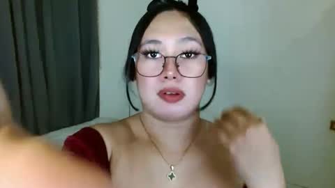 Snapshot of jewel_28 chatting on December 24, 4:19 pm Jewel online show from December 24, 4:19 pm