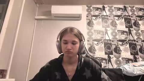 Helgi online show from November 23, 2:06 pm