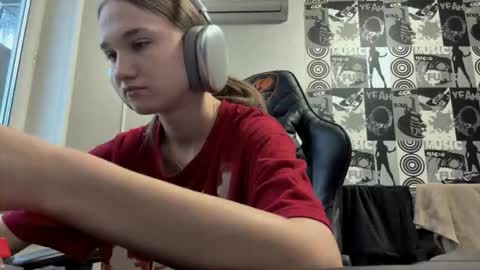 Helgi online show from December 4, 12:25 pm