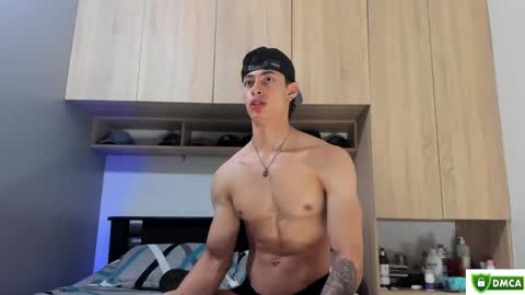 Snapshot of jey_cox23 chatting on January 7, 10:54 am jey cox online show from January 7, 10:54 am