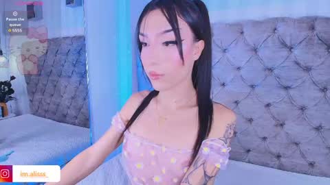 Snapshot of jeyandblae_ chatting on May 30, 4:20 am Jey online show from May 30, 4:20 am