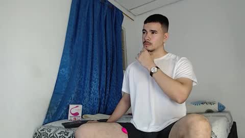 Juan David online show from November 1, 10:56 pm