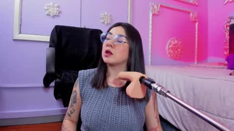 Snapshot of jeylee_ chatting on January 14, 12:00 pm Jeyy online show from January 14, 12:00 pm