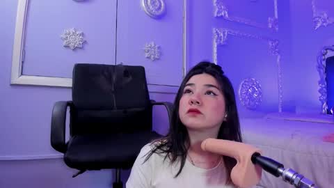 Snapshot of jeylee_ chatting on January 19, 11:47 am Jeyy online show from January 19, 11:47 am