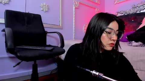 Snapshot of jeylee_ chatting on February 2, 11:42 am Jeyy online show from February 2, 11:42 am