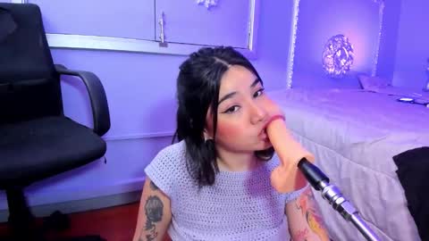 Snapshot of jeylee_ chatting on February 5, 11:48 am Jeyy online show from February 5, 11:48 am