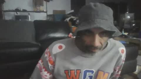 jglarsbel online show from February 8, 2:09 pm