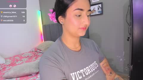 jhackelin  My independent account online show from February 26, 1:53 am