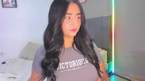 jhackelin  My independent account online show from October 19, 10:43 pm