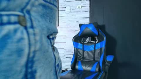 jhay_wheeler777 online show from November 16, 4:29 am