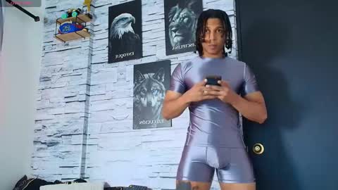 jhay_wheeler777 online show from April 15, 4:36 pm