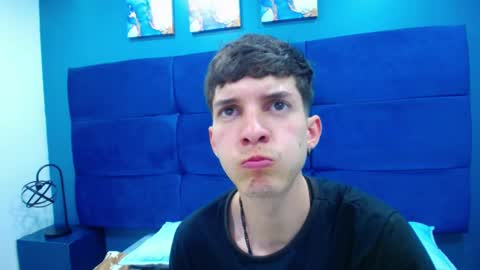 Jheampiero online show from September 20, 1:56 pm