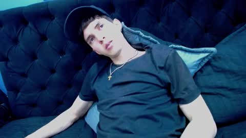 Jheampiero online show from October 27, 1:59 pm