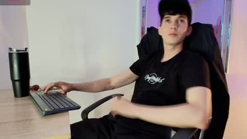 Jheampiero online show from March 5, 9:22 pm