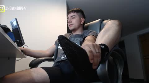 Jhoan Saenz online show from April 12, 2:05 am