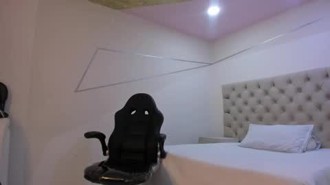 jhoanleandro online show from January 16, 5:00 am