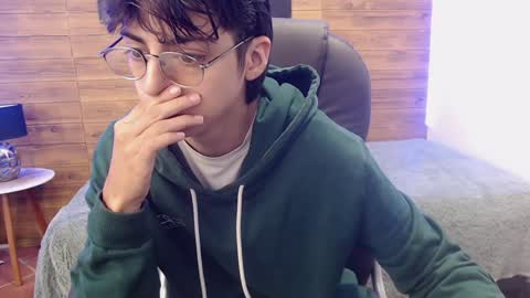 Jhoel online show from January 9, 12:30 pm