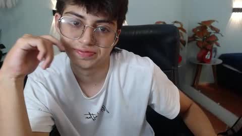 Jhoel online show from October 28, 8:44 pm