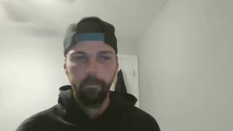 Snapshot of jholls chatting on January 15, 1:34 am jholls online show from January 15, 1:34 am