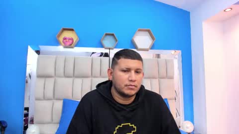 Snapshot of jhon_and_catalina chatting on October 21, 12:28 pm jhon_and_catalina online show from October 21, 12:28 pm