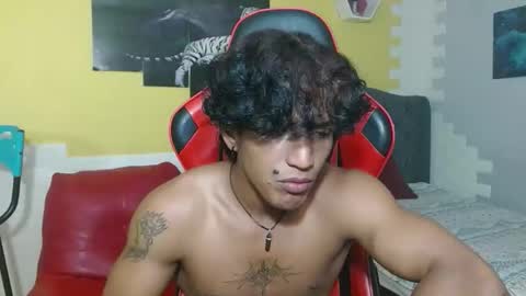 Snapshot of jhon_cooper18 chatting on February 3, 2:53 am jhost online show from February 3, 2:53 am