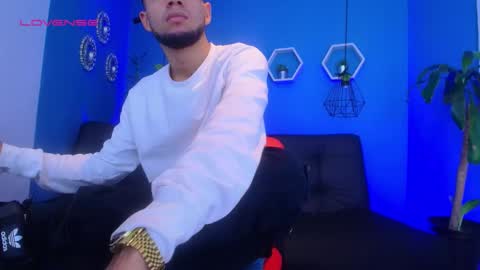 jhon_malo online show from November 19, 9:20 am