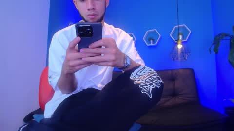 jhon_malo online show from November 27, 3:19 am