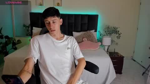 Jhon online show from November 24, 12:27 pm