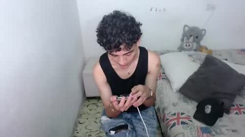 jhonay__cute online show from August 8, 7:10 am