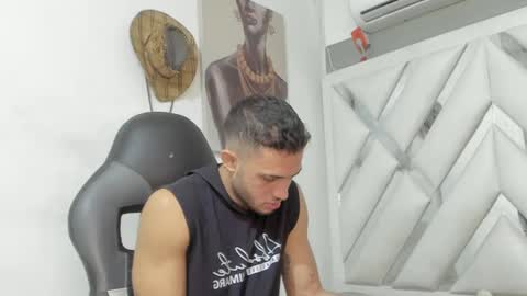 Snapshot of jhonny_flames7 chatting on December 27, 10:12 am jhonny online show from December 27, 10:12 am