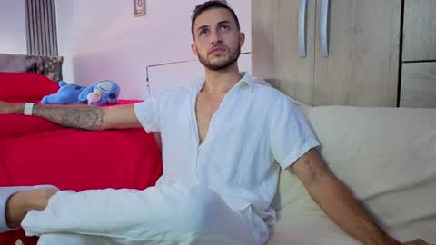 jhonny online show from June 22, 6:27 pm
