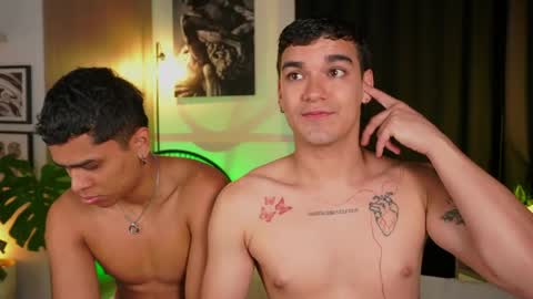 Jhonny  online show from March 28, 4:56 am