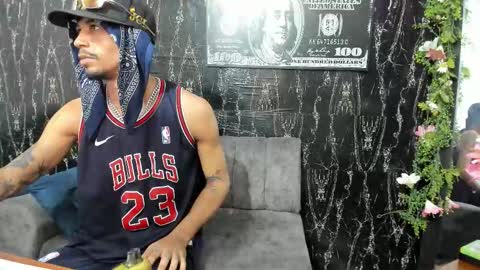 jhonson821 online show from November 20, 5:56 pm