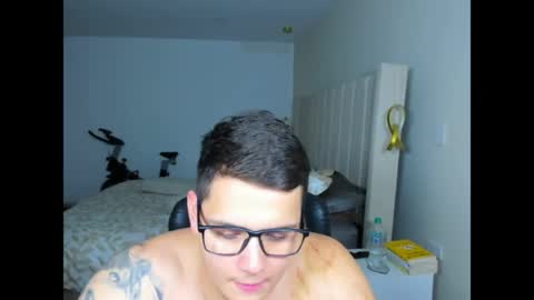 Jhonstark online show from May 2, 11:54 pm
