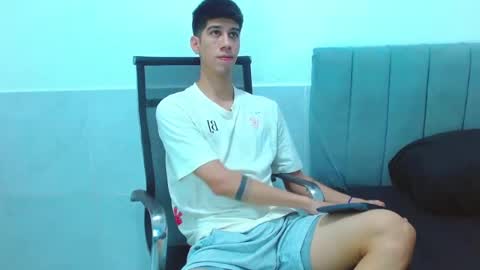 jhony_sex3 online show from December 23, 2:42 am